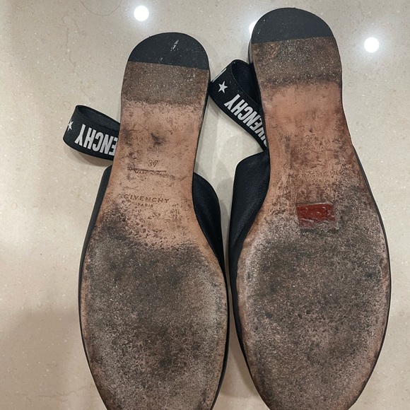 Givenchy flats - Picture 3 of 3